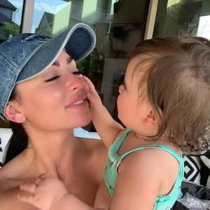 Meet your Posher, Candice